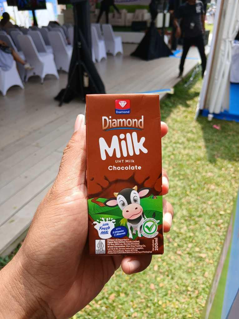 Diamond Milk Cokelat