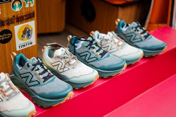 foto-3-kiri-seri-koleksi-sepatu-terbaru-new-balance-untuk-trail-hierro-v9.jpg